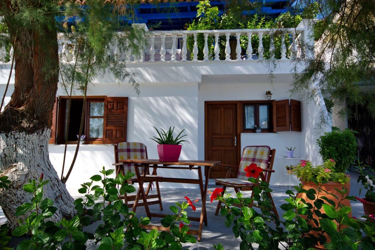 Alexandra Studios 2 Alónnisos Exterior foto